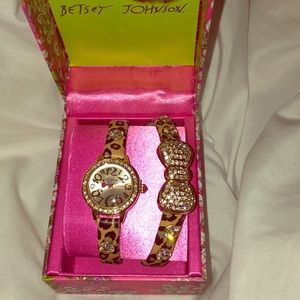New Betsey Johnson Leopard Print Watch